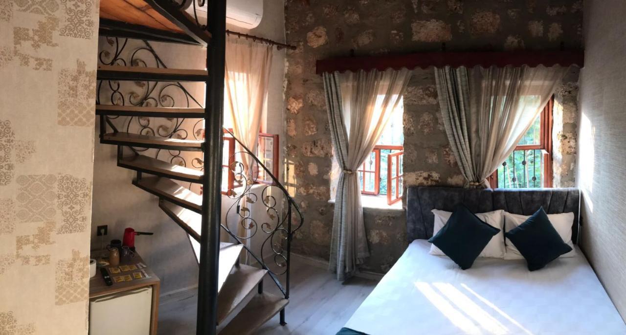 Grand Friends Bed and Breakfast Antalya Exterior foto